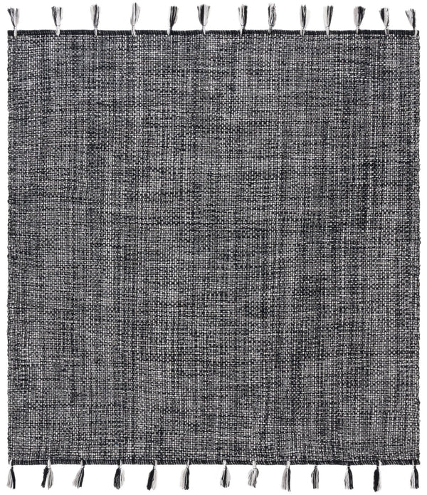 Safavieh Montauk 476b Area Rug - Timeless Elegance With Artisanal Tassels, Perfect For Any Home Decor Style Black Cotton Mtk476z-8