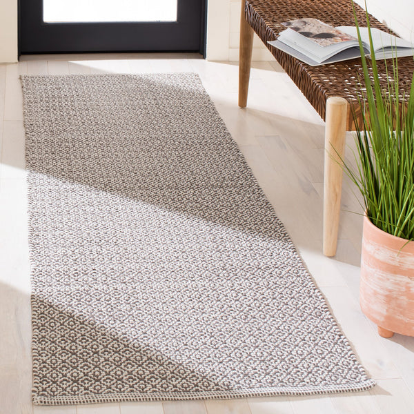 Safavieh Montauk Hand-Woven Ivory Grey Cotton Rug — Low-Profile Transitional Design For High-Traffic Rooms 9'-0" x 12'-0" MTK717A-9