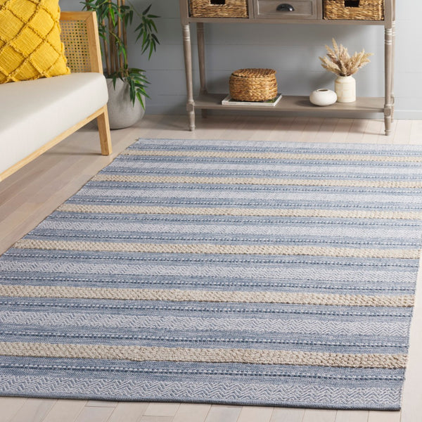 Safavieh Montauk Handloom Cotton Area Rug - Luxurious Comfort And Timeless Elegance For Your Home Decor Silver ,Ivory Cotton Mtk976f-8