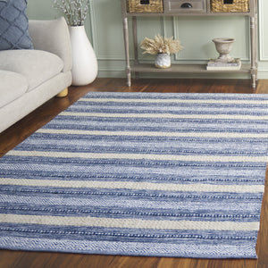 Safavieh Montauk Hand-loomed Area Rug - Luxurious Rectangle Design For Elegant Home Decor And Comfort Navy ,Ivory Cotton Mtk976n-5