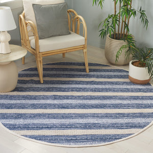 Safavieh Montauk Handloom Cotton Area Rug - Luxurious Comfort And Timeless Elegance For Your Home Decor Navy ,Ivory Cotton Mtk976n-8