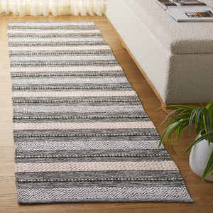 Safavieh Montauk Handloom Cotton Area Rug - Luxurious Comfort And Timeless Elegance For Your Home Decor Green ,Ivory Cotton Mtk976y-6