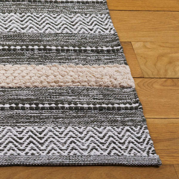 Safavieh Montauk Handloom Cotton Area Rug - Luxurious Comfort And Timeless Elegance For Your Home Decor Green ,Ivory Cotton Mtk976y-6