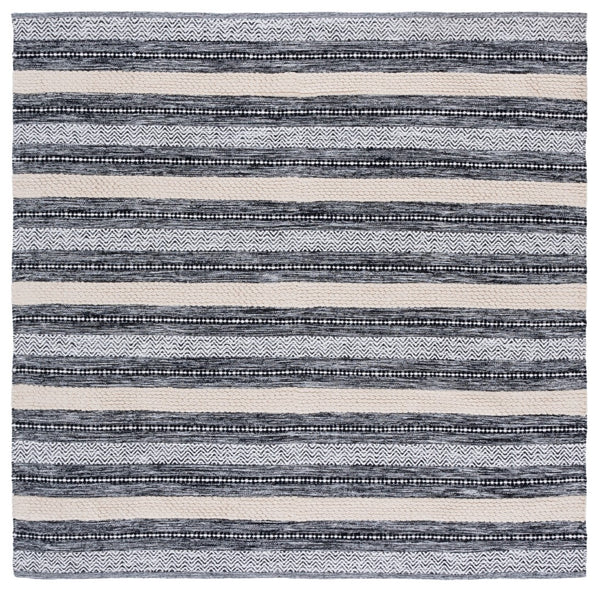 Safavieh Montauk Handloom Cotton Area Rug - Luxurious Comfort And Timeless Elegance For Your Home Decor Black ,Ivory Cotton Mtk976z-3