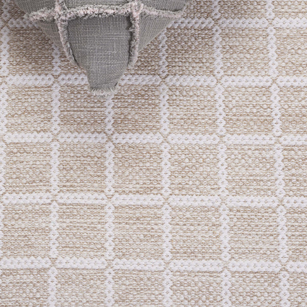 Safavieh Montauk Exquisite Handloom Area Rug - Elegant Medium Rectangle Design For Luxurious Home Decor Beige ,Ivory Cotton Mtk977b-5