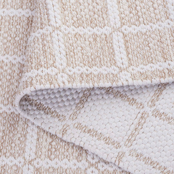 Safavieh Montauk Exquisite Handloom Area Rug - Elegant Medium Rectangle Design For Luxurious Home Decor Beige ,Ivory Cotton Mtk977b-5