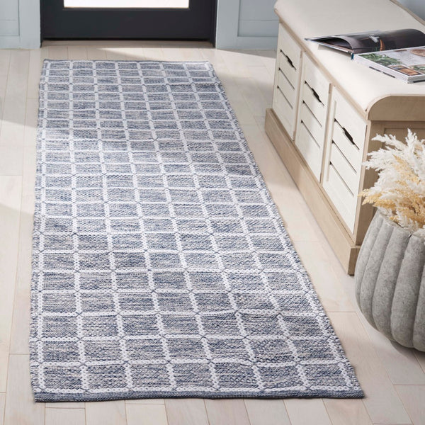 Safavieh Montauk Handloomed Area Rug - Exquisite Indian Craftsmanship For Elegant Home Décor Solutions Navy ,Ivory Cotton Mtk977n-6