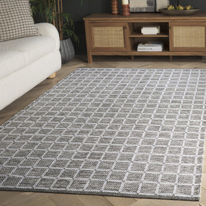 Safavieh Montauk Exquisite Handloom Area Rug - Elegant Medium Rectangle Design For Luxurious Home Decor Green ,Ivory Cotton Mtk977y-5