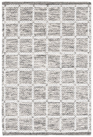 Safavieh Montauk Handloomed Area Rug - Exquisite Indian Craftsmanship For Elegant Home Décor Solutions Black ,Ivory Cotton Mtk977z-3