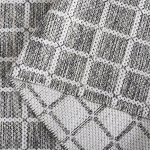 Safavieh Montauk Exquisite Handloom Area Rug - Elegant Medium Rectangle Design For Luxurious Home Decor Black ,Ivory Cotton Mtk977z-5