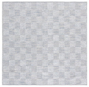 Safavieh Montauk Elegant Handloom Area Rug In Shimmering Silver And Ivory - Timeless Style For Your Space Silver ,Ivory Cotton Mtk979f-4