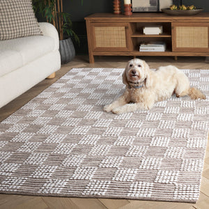 Safavieh Montauk Elegant Handloom Area Rug In Shimmering Silver And Ivory - Timeless Style For Your Space Brown ,Ivory Cotton Mtk979t-8