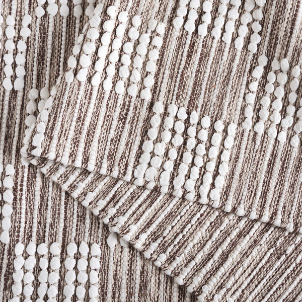 Safavieh Montauk Elegant Handloom Area Rug In Shimmering Silver And Ivory - Timeless Style For Your Space Brown ,Ivory Cotton Mtk979t-8