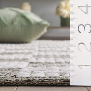 Safavieh Montauk Medium Rectangle Area Rug - Handloomed Cotton Luxury For Elegant Home Décor & Comfort Green ,Ivory Cotton Mtk979y-5