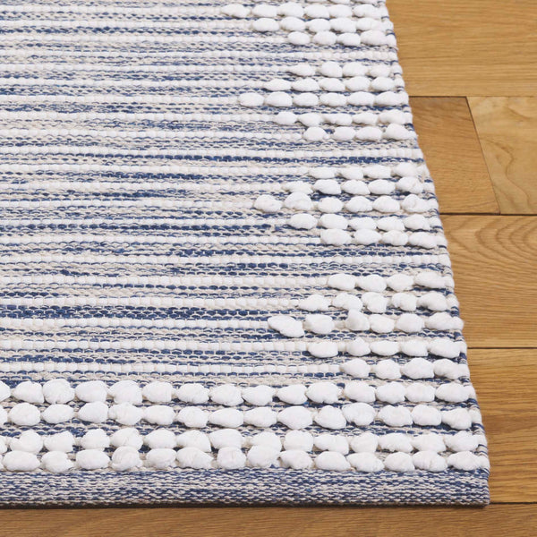 Safavieh Montauk 5' X 8' Handloomed Navy Ivory Area Rug - Elegant Cotton Craftsmanship For Cozy Spaces Navy ,Ivory Cotton Mtk980n-5