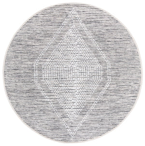 Safavieh Montauk Handcrafted Area Rug - Elegant Cotton Design For Luxurious Comfort In Any Space Black ,Ivory Cotton Mtk980z-8