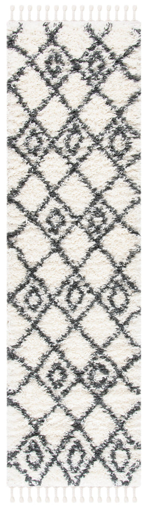 Safavieh Moroccan Bohemian-style Runner Rug - Luxurious Geometric Design For Elegant Home Decor Enhancement Ivory ,Dark Grey Polyproylene Mts335a-4