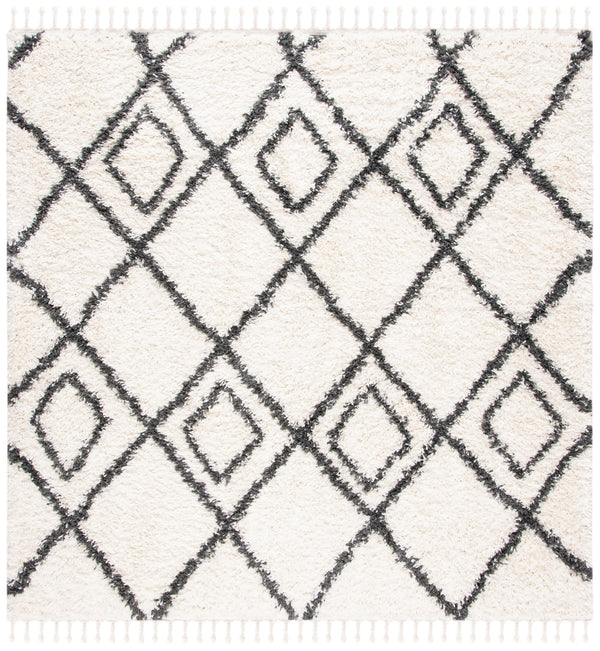 Safavieh Moroccan Bohemian-style Runner Rug - Luxurious Geometric Design For Elegant Home Decor Enhancement Ivory ,Dark Grey Polyproylene Mts335a-4