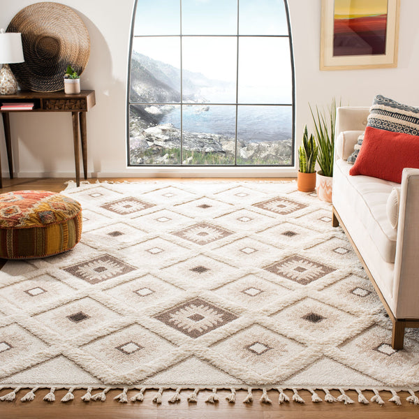 Safavieh Moroccan Tassel Shag Area Rug: Luxurious Geometric Design With Plush Comfort For Any Space Ivory ,Brown Polypropylene Pile Mts601a-3