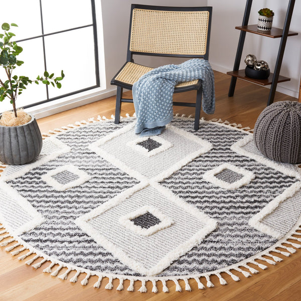 Safavieh Moroccan Tassel Shag Area Rug - Luxurious Plush Design With Geometric Motifs For Elegant Homes Grey ,Ivory Polypropylene Pile Mts612f-4