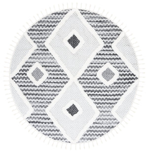 Safavieh Moroccan Tassel Shag Area Rug - Luxurious Plush Design With Geometric Motifs For Elegant Homes Grey ,Ivory Polypropylene Pile Mts612f-4