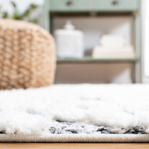 Safavieh Moroccan Tassel Shag Area Rug - Luxurious Geometric Design For Cozy Living Spaces And Durability Ivory ,Grey Polypropylene Pile Mts614a-8