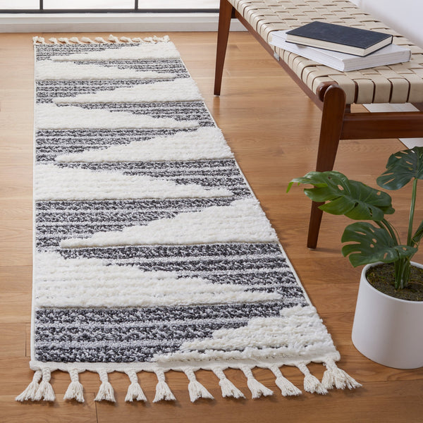 Safavieh Moroccan Tassel Shag Area Rug - Luxurious Softness And Artistic Design Crafted In Turkey For Elegance Dark Grey ,Ivory Polypropylene Pile Mts622f-7r