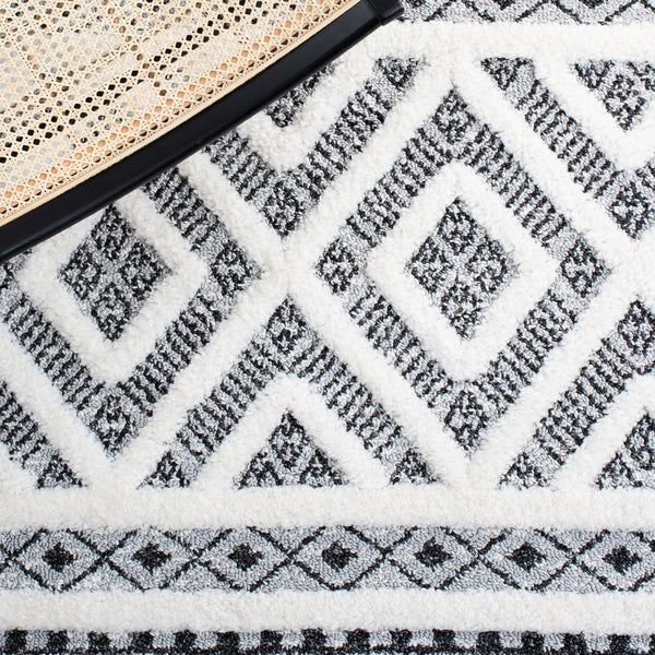 Safavieh Moroccan Tassel Shag Area Rug - Elegant Power Loomed Design With Durability And Timeless Charm Grey ,Ivory Polypropylene Pile Mts628f-7sq