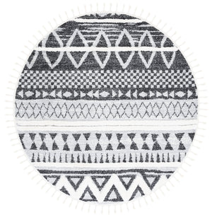 Safavieh Moroccan Tassel Shag Rug – Luxurious Power Loomed Design, Soft Comfort, And Timeless Elegance For Your Home Grey ,Black Polypropylene Pile Mts634f-6