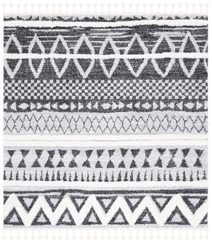 Safavieh Moroccan Tassel Shag Rug – Luxurious Power Loomed Design, Soft Comfort, And Timeless Elegance For Your Home Grey ,Black Polypropylene Pile Mts634f-6