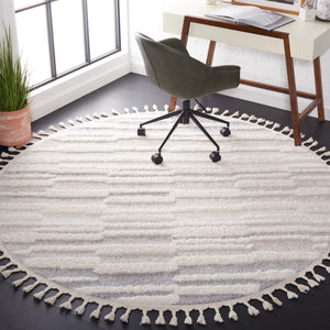 Safavieh Moroccan Tassel Shag Area Rug - Elegant Power Loomed Design For Modern And Traditional Spaces Beige ,Ivory Polypropylene Pile Mts646a-8