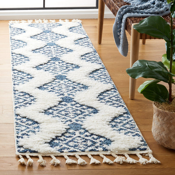 Safavieh Moroccan Tassel Shag Rug - Luxurious Ivory And Brown Design For Elegant Home Décor And Comfort Blue ,Ivory Polypropylene Pile Mts652m-8