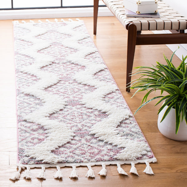 Safavieh Moroccan Tassel Shag Rug - Luxurious Ivory And Brown Design For Elegant Home Décor And Comfort Pink ,Ivory Polypropylene Pile Mts652u-7r