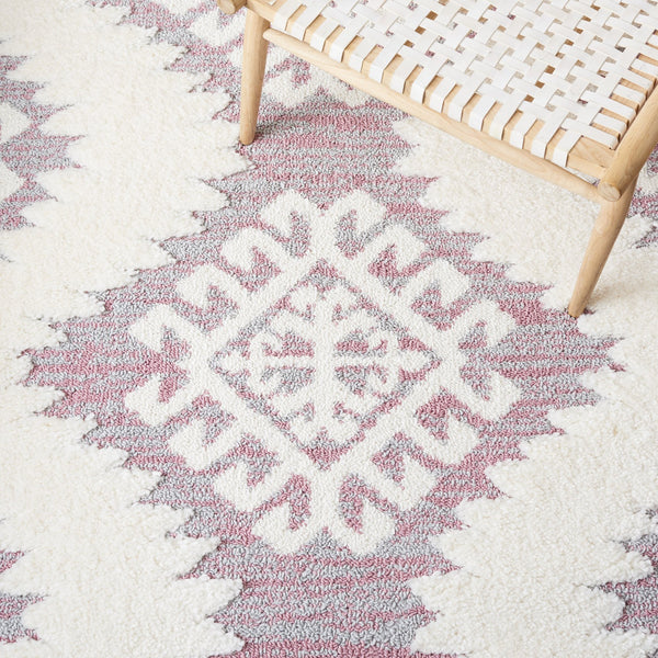 Safavieh Moroccan Tassel Shag Rug - Luxurious Ivory And Brown Design For Elegant Home Décor And Comfort Pink ,Ivory Polypropylene Pile Mts652u-7r