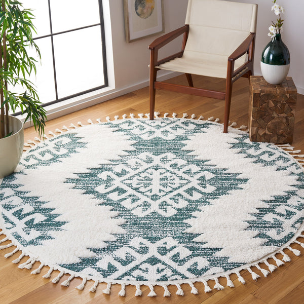 Safavieh Moroccan Round Tassel Shag Rug In Green Ivory – Plush 2” Pile, Boho Geometric Texture, Durable Turkish Power-Loomed 4'-0" x 4'-0" MTS652Y-4R