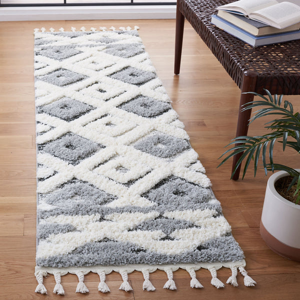 Safavieh Moroccan Tassel Shag Area Rug With Geometric Pattern - Luxurious Grey And Ivory Design For Any Space Grey ,Ivory Polypropylene Pile Mts661f-8
