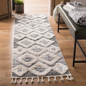 Safavieh Moroccan Runner Area Rug – Elegant Grey/Ivory Design, Luxurious Shag Pile, Perfect For Modern Spaces Grey ,Ivory Polypropylene Pile Mts664g-212