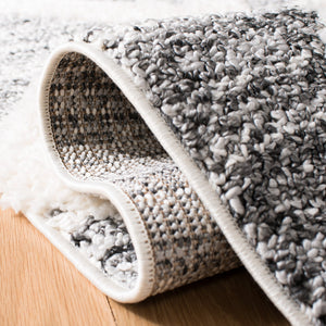 Safavieh Moroccan Runner Area Rug – Elegant Grey/Ivory Design, Luxurious Shag Pile, Perfect For Modern Spaces Grey ,Ivory Polypropylene Pile Mts664g-212