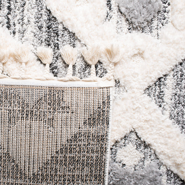 Safavieh Moroccan Runner Area Rug – Elegant Grey/Ivory Design, Luxurious Shag Pile, Perfect For Modern Spaces Grey ,Ivory Polypropylene Pile Mts664g-212