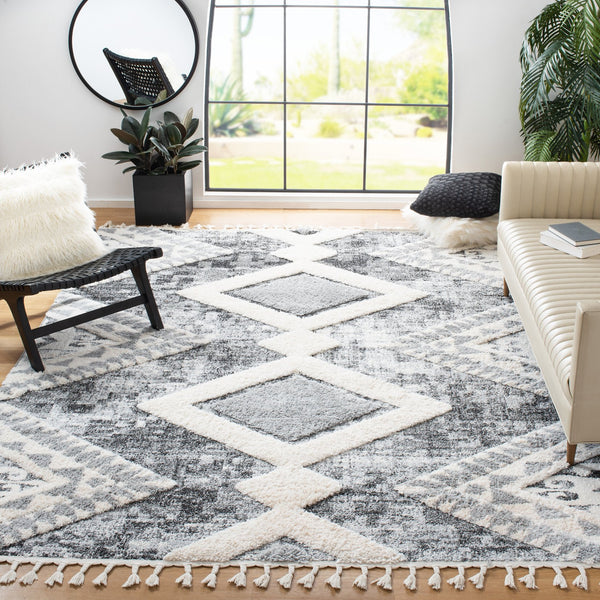 Safavieh Moroccan Tassel Shag Rug - Luxurious Grey And Ivory Design For Elegant Hallways And Living Spaces Grey ,Ivory Polypropylene Pile Mts676f-7r