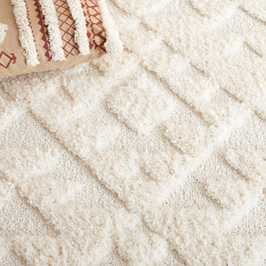 Safavieh Moroccan Tassel Shag 688 Power Loomed Shag & Flokati Rug Ivory 5'-3" x 7'-6"