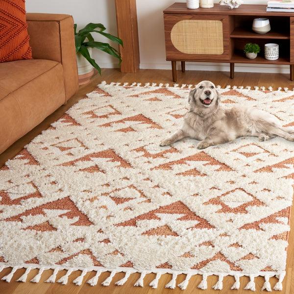 Safavieh Moroccan Tassel Shag 688 Power Loomed Shag & Flokati Rug Ivory / Brick Rust 5'-3" x 7'-6"