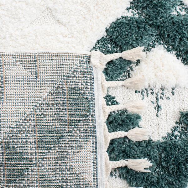 Safavieh Moroccan Tassel Shag 688 Power Loomed Shag & Flokati Rug Green / Ivory 3' x 3' Square