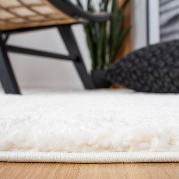 Safavieh Moroccan Tassel Shag Area Rug - Luxurious Plush Comfort With Elegant Floral Motifs & Eco-friendly Durability Ivory ,Grey Polypropylene Pile Mts690a-5