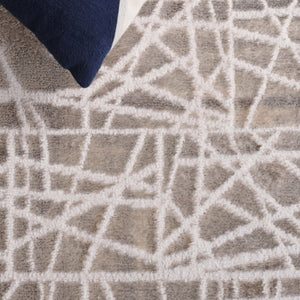 Safavieh Maya 113e  Taupe / Grey Taupe ,Grey 28%  Jute,23% Polyester Shrink,20% Polyester,15% Adhesive Material,14% Polyester Flash Mya113e-4