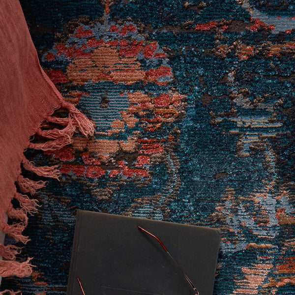 Jaipur Living Vibe by Jaipur Living Myriad Distressed Turkish Oriental Plush Area Rug with Fringe 9'6" x 12'7" RUG146837