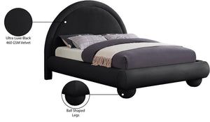 Meridian Furniture Madrid Art Deco Arched Velvet King Bed Sculptural Headboard Eucalyptus Wood Elegant Bedroom Black MadridBlack-K