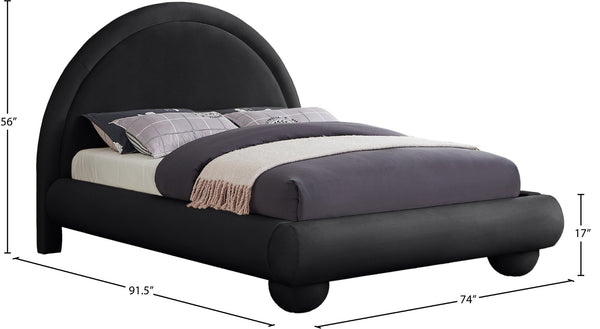 Meridian Furniture Madrid Arched Velvet Queen Bed Art Deco Sculpted Headboard Elegant Bedroom Centerpiece Black MadridBlack-Q