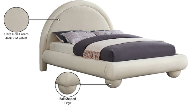 Meridian Furniture Madrid Art Deco Arched Velvet King Bed Sculptural Headboard Eucalyptus Wood Elegant Bedroom Cream MadridCream-K