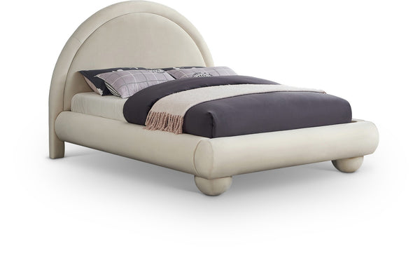 Meridian Furniture Madrid Art Deco Arched Velvet King Bed Sculptural Headboard Eucalyptus Wood Elegant Bedroom Cream MadridCream-K